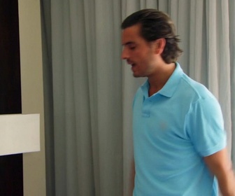 Replay Les sœurs Kardashian à Miami - S3 E4 - L'esprit de compétition