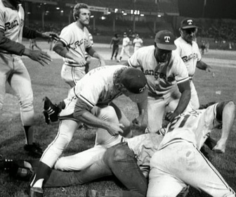 Replay Invitation au voyage - 15/01/2026 - Aux États-Unis, des matchs bien arrosés