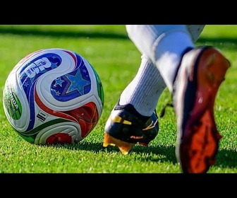 Replay Les villes hôtes prêtes pour le Mondial de foot, les fans dénoncent les visas et le prix des billets