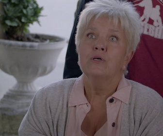 Replay Joséphine, ange gardien - S23 E03 - L'esprit d'Halloween (Partie 1)