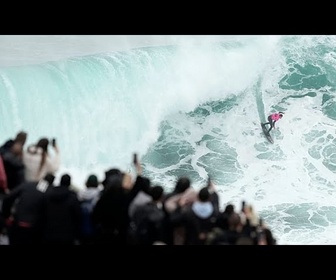 Replay Portugal : Nazaré se prépare à l'arrivée de vagues géantes pouvant atteindre 20 mètres