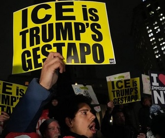 Replay États-Unis : la police de l'immigration abat une femme