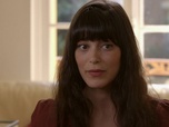 Replay Petits secrets entre voisins - S04 E32 - Une proposition indécente