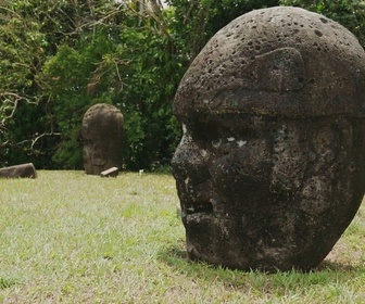 Replay Le mystère des Mayas : des origines à la chute - S1E4 - Les Mayas ont ils survécu à leur chute ?