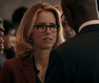 Replay Madam Secretary - S1 E6 - Le sang et l'ironie