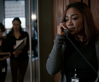 Replay Madam Secretary - S2 E22 - Mission à haut risque