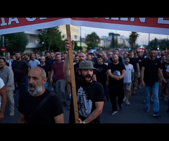 Replay Grèce : des milliers de manifestants contre les frappes américaines sur les sites nucléaires...
