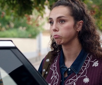 Replay Demain nous appartient du lundi 3 novembre 2025 - Episode 2066