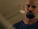 Replay S.W.A.T. - S02 E09 - Jour de congé