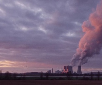 Replay La Lucarne - La fabrique à nuages