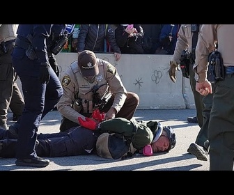 Replay États-Unis : les raids de la police de l'immigration instaurent un climat de peur à Chicago