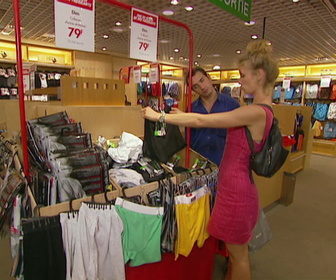 Replay Un gars, une fille - S1E3 - Font du shopping