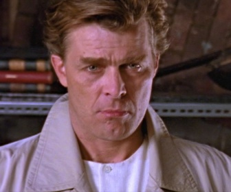 Replay Highlander - S04 E05 - Le porte-bonheur