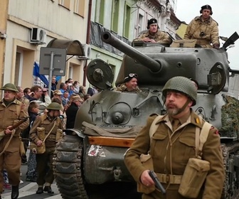 Replay Histoire dans la peau - S1E3 - La bataille de la Poche de Falaise