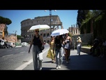 Replay Rome : guides et touristes tentent de lutter contre la chaleur estivale