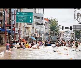 Replay Le bilan des inondations en Indonésie, Thaïlande et Malaisie s'alourdit à au moins 360 morts