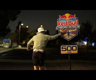 Replay L'ultramarathonien allemand Arda Saatçi réussit le défi Death Valley–Los Angeles de 600 km