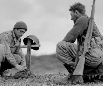 Replay Le temps de l'angoisse - The War (2/14)