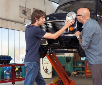 Replay Wheeler dealers France - S1E5 - Peugeot 504 Coupe V6