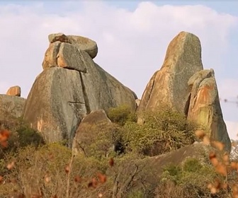 Replay Invitation au voyage - 08/05/2024 - Les Shonas racontent le Zimbabwe dans la pierre