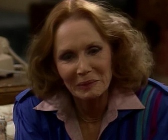 Replay Madame est servie - S02 E13 - Il n'est jamais trop tard