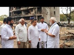Replay Le Premier ministre indien Narendra Modi visite le site du crash d'Air India à Ahmedabad