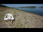 Replay Danube au plus bas en Serbie: bancs de sable à découvert, bateaux immobilisés