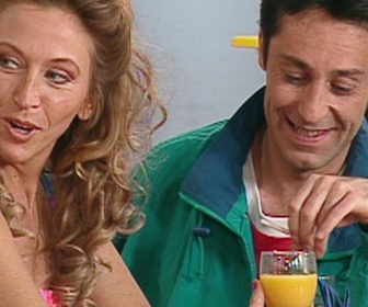 Replay Premiers baisers - S09 E06 - Mise en forme