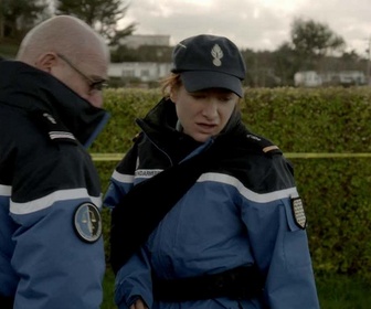 Replay L'accident - Épisode 6 - En famille