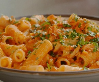 Replay Petits Plats en équilibre - Rigatoni al tonno