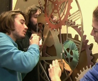 Replay 90' Enquêtes - Grand rush des courses de Noël : l'envers du décor