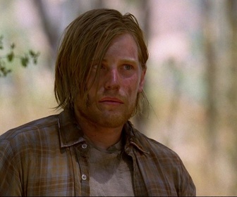 Replay Esprits criminels - S04 E06 - Sur la route