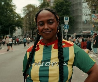 Replay Maillot de foot : mode ou patriotisme ? - Tracks