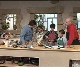 Replay Comment c'est fait ? - La buche de Noël - Jean-Pierre Coffe