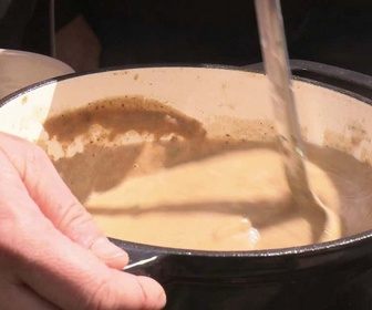 Replay La meilleure cuisine régionale, c'est chez moi ! - J1 : Auvergne-Rhône-Alpes