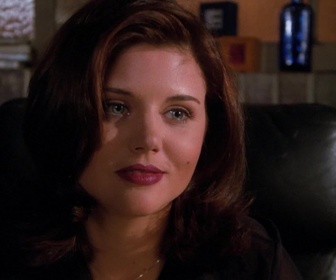 Replay Beverly Hills, 90210 - S05 E27 - Sans haine