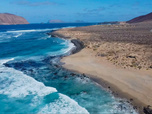 Replay Un jour ailleurs - Îles Caïmans / Canaries