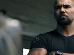 Replay S.W.A.T. - S01 E15 - Solidarité féminine