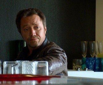 Replay S03 E07 - Le fils de Caïn (Partie 1)