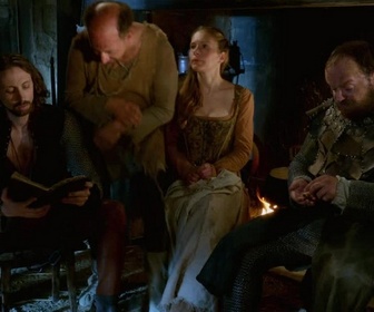 Replay La petite histoire de France - Des cris dans la nuit / Au coin du feu / Amour inconditionnel