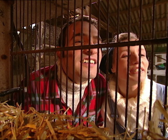 Replay Un gars, une fille - S3E67 - À la ferme