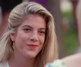 Replay Beverly Hills, 90210 - S01 E18 - L'horrible cauchemar