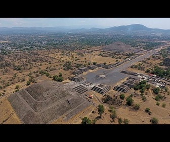Replay Une fusillade fait au moins un mort et treize blessés à la Pyramide de la Lune de Teotihuacán