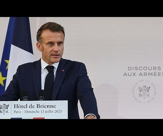 Replay Emmanuel Macron annonce des dépenses militaires supplémentaires de 6,5 milliards d'euros