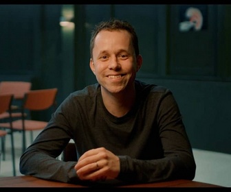 Replay La clinique du Dr. Karbaat : l'homme aux 90 enfants - La quête des origines