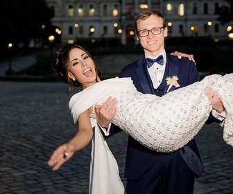 Replay Amour, luxe et likes : le grand manège du mariage - Twist