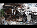 Replay Séisme aux Philippines : les secours continuent tandis que les survivants reconstruisent