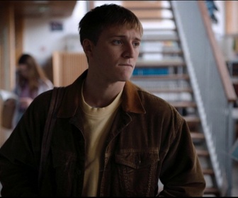 Replay La faute à Rousseau - S01 E06 - Gabriel et le Désir