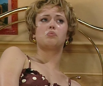 Replay Hélène et les garçons - S04 E25 - Inadmissible