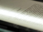 Replay Focus - Nourrir la machine : comment des livres sont numérisés et détruits pour entrainer l'IA